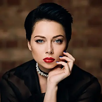 Настасья Самбурская сравнила себя с Сергеем Безруковым и вызвала волну эмоций