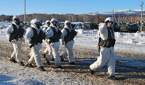 Российские военные проводят учения на Курилах