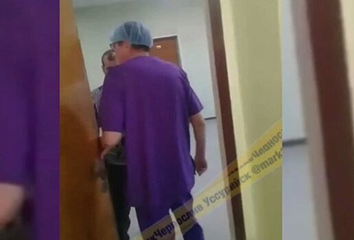 Стоматолог избил пациентку с ребенком на руках