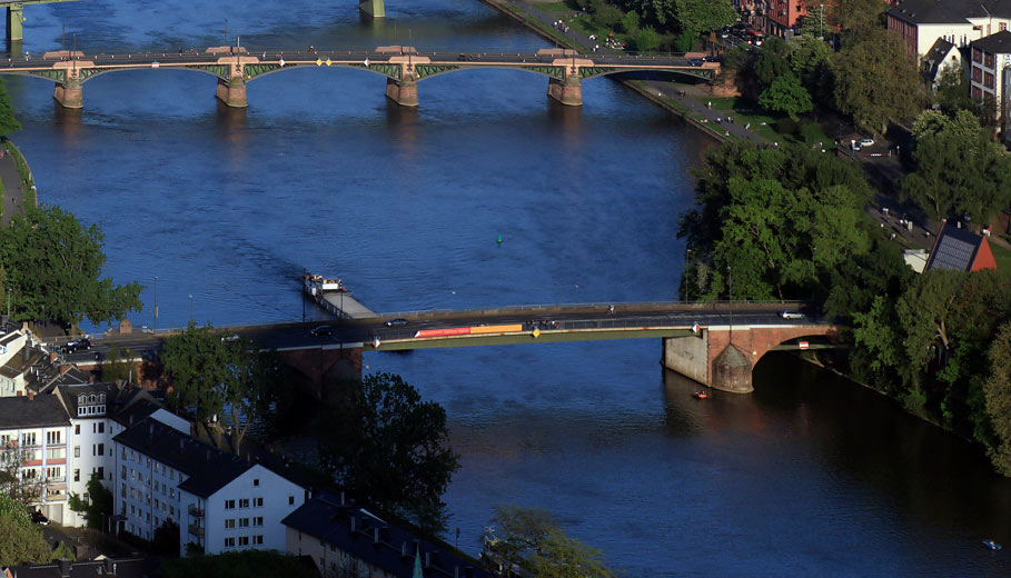 Старый мост, Франкфурт-на-Майне, Земля Гессен, Германия, Европа