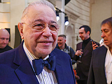 Петросян пришел к Киркорову в одиночестве: Брухунову специально не пригласили?