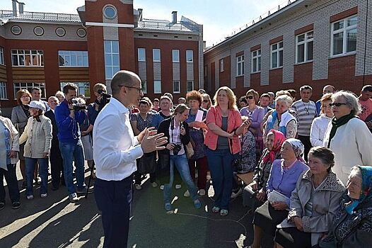 Справедливороссы окажутся без паровоза