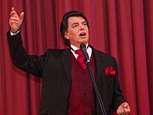 Сергей Захаров выступит в Петербурге с программой «Пою о любви»