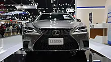 В Бангкок на Motor Expo привезли гибридный седан Lexus LS500h