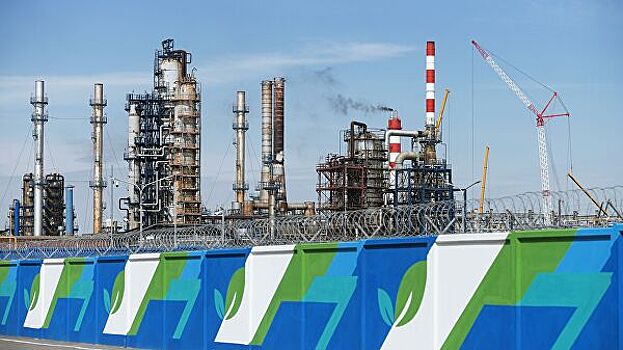 Собянин: Вредное воздействие Московского НПЗ на экологию снизилось в четыре раза