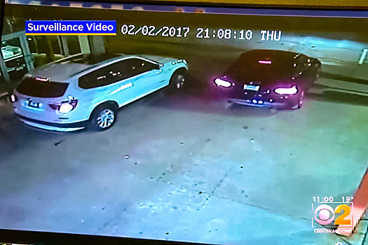 Скандальный угон премиальных автомобилей из салона попал на видео