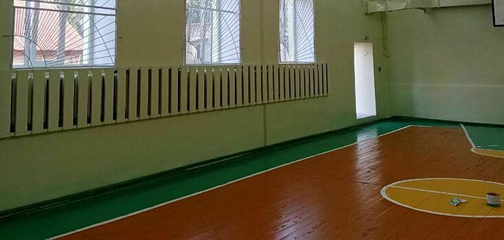В Кировской области до конца года отремонтируют 18 школьных спортзалов