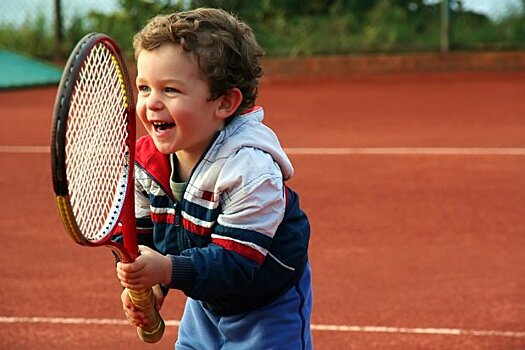 8 теннисных школ для детей в Москве
