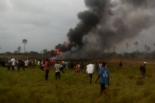 МИД России сообщил о трех погибших при крушении самолета в ДРК