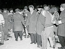 Победный дебют сборной СССР по хоккею на Олимпиаде-1956 — в решающем матче наши засушили канадцев