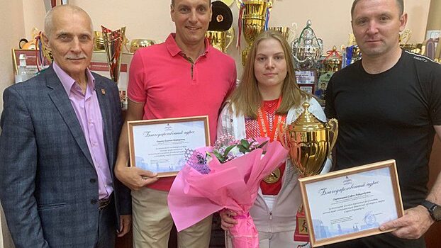 15-летняя красноярка выиграла золотую медаль на чемпионате Европы по боксу