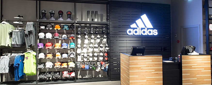 Аналитик Разувает рассказал, когда Adidas откроет собственные магазины в Москве