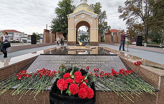 Мемориальный комплекс в память о 3 тыс. погибших на войне открыли в Моршанске