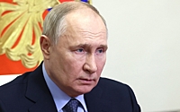 Путин назвал огромной трагедией гибель президента Раиси