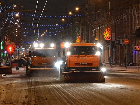 На десятках саратовских улиц три месяца будет запрещена парковка