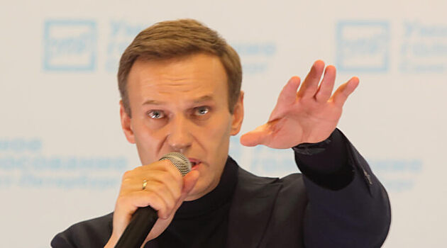 Депутаты из регионов Путину: «Требуем немедленного допуска к Алексею Навальному врачей»