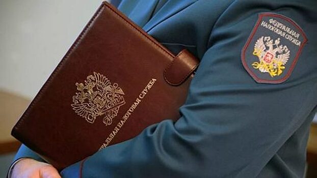 В Новосиле беседа помогла должникам найти деньги на налоги