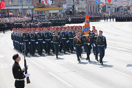Улицы в центре Москвы перекроют из‑за репетиции парада Победы во вторник