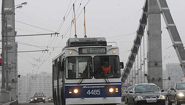 В Москве на Крымском мосту произошло ДТП