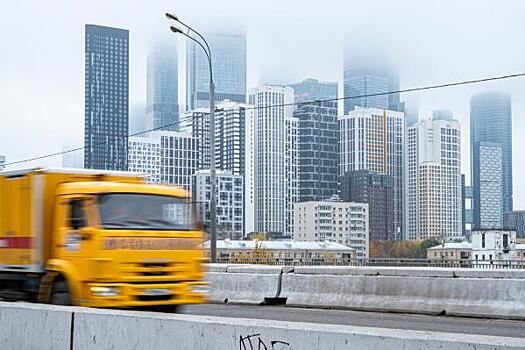 Из Москвы в Санкт-Петербург уже до Нового года будут ездить беспилотные грузовики