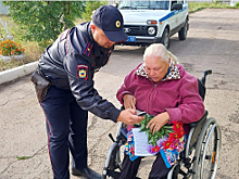 В Самарской области сотрудники полиции и общественники проводят профилактические мероприятия с пожилыми гражданами