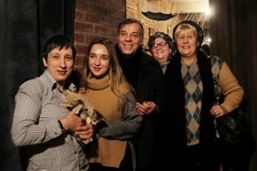 Как в Ульяновске обычный автобус машиной времени стал