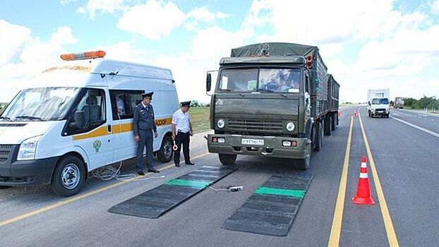 Оренбургские власти потребовали 106 тыс. рублей от воронежской бизнесвумен за перегруз фуры