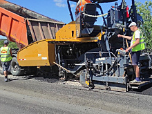На трассе Благовещенск – Гомелевка, где идёт ремонт, начали укладывать асфальт