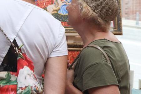 Во Владивостоке «принимает» «Доктор души Август»