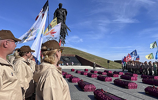 Подо Ржевом обнаружили останки более 250 красноармейцев