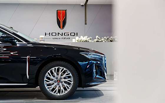 Компания Hongqi рассказала о новинках, которые будет продавать в России