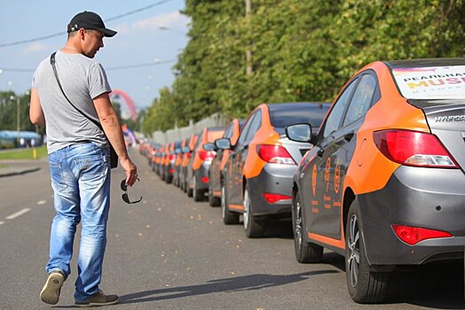 В Москве запустили каршеринг LifCar с китайскими автомобилями