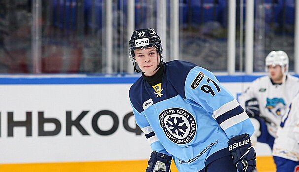 Михалев забил из-под ноги в игре с «Витязем». 19-летний форвард «Сибири» набрал 6 очков в 12 матчах КХЛ