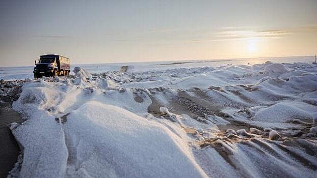 На объекты «Газпромнефть-Хантоса» по зимникам завезли 55 тысяч тонн грузов