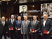 Четырех татарстанцев наградили медалями "За вклад в укрепление обороны России"