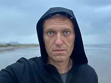 Навальный* рассказал, как перед уходом из жизни слушал песню SHAMAN «Я русский»
