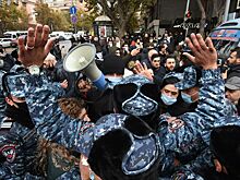 «Восстание элит»: к чему приведет противостояние оппозиции и власти в Армении