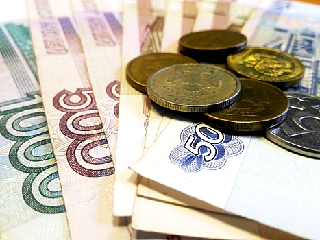 На Сахалине перед судом предстанет житель Москвы за взятку в 500 тыс. рублей