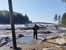 Прорыв плотины на Беломорканале парализовал судоходство