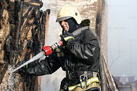 В Волгоградском регионе снова погиб человек на пожаре. Теперь в Волжском