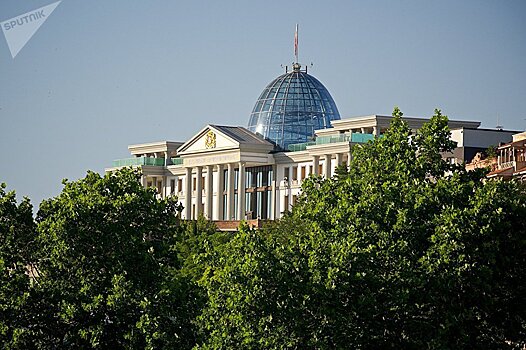 Президент и оппозиция Грузии вскоре представят свой проект Конституции