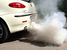 Стоит ли переживать, если из трубы авто валит белый дым?