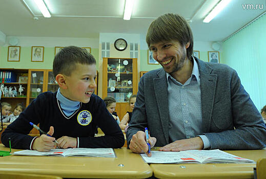 Возраст директора не имеет значения