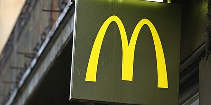 Бармена Black Star Burger обокрали в столичном McDonald's
