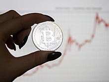 Юрист Хаминский: За выплату "криптозарплаты" могут конфисковать активы