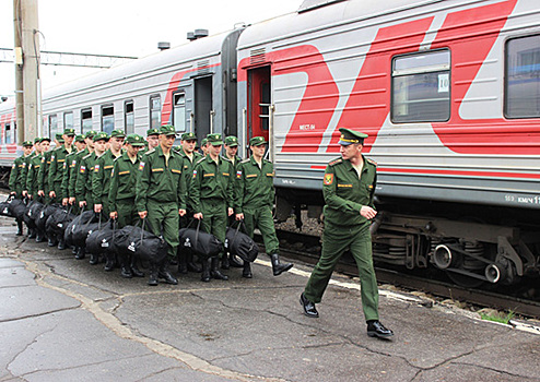 Военкоматы ВВО призвали более 4.5 тысяч человек