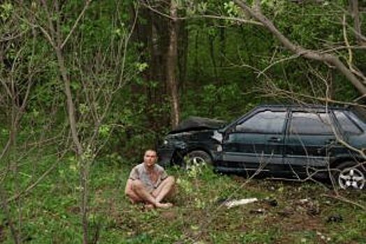 Житель Приморья нашел угнанный автомобиль в лесу
