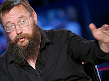 "Просто за бабло раздеваются мужики"