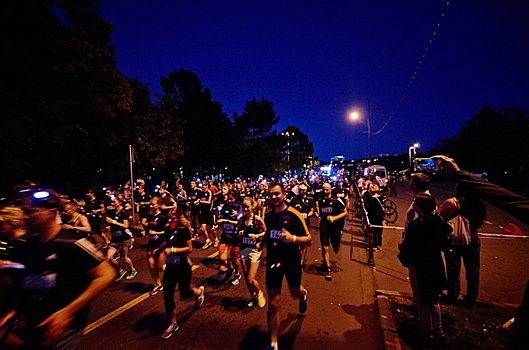Ночью 15 июля москвичи пробегут десять километров по центру города