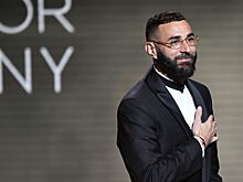 Самые стильные наряды и образы с церемонии вручения «Золотого мяча»